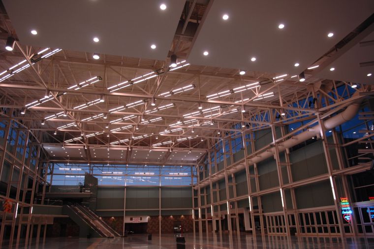 Accentra suspended mall 0119